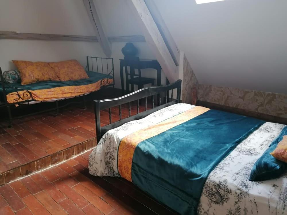 Hotellerie Jardiniers Gourmands Morsains Buitenkant foto