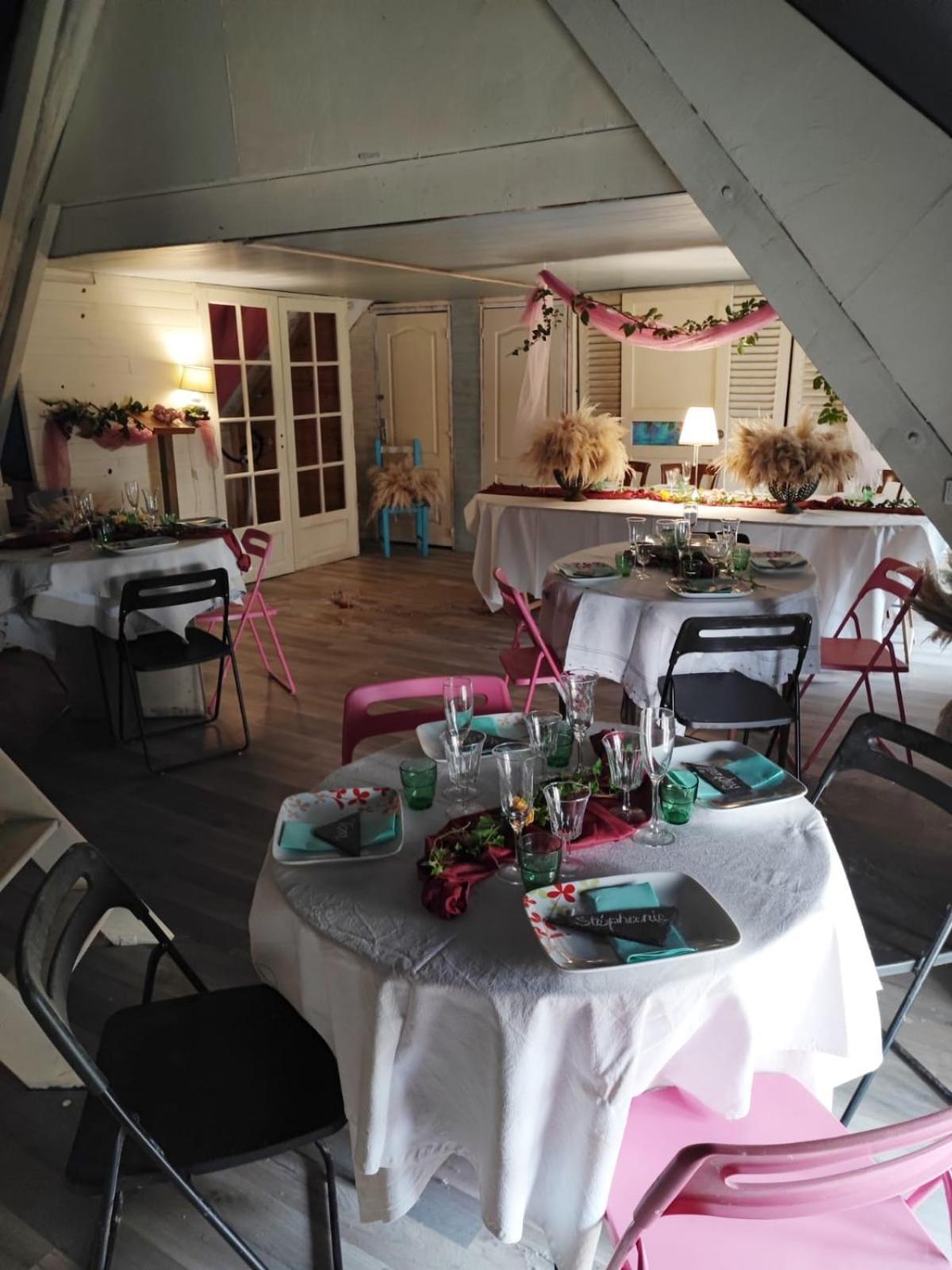 Hotellerie Jardiniers Gourmands Morsains Buitenkant foto