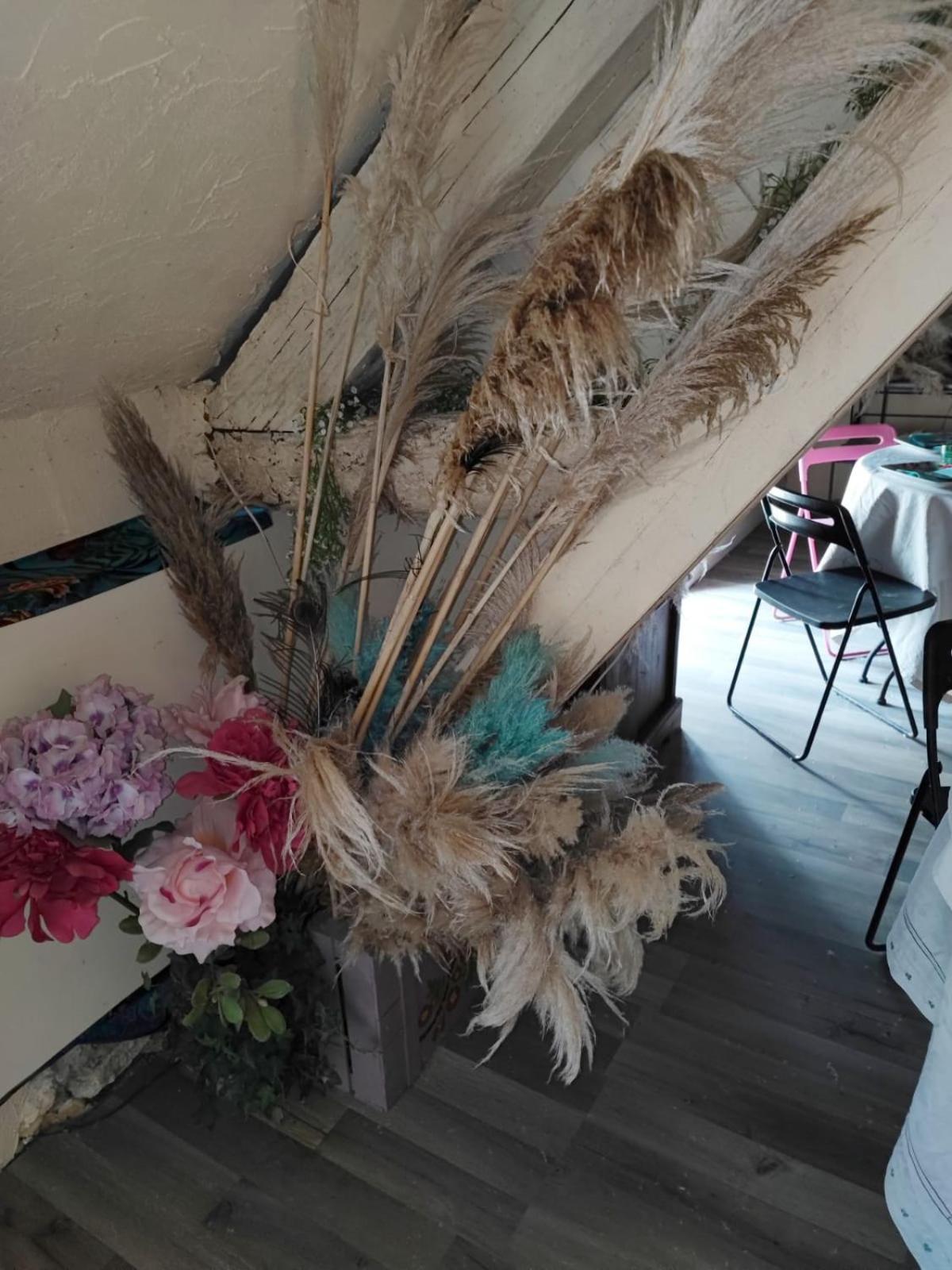 Hotellerie Jardiniers Gourmands Morsains Buitenkant foto
